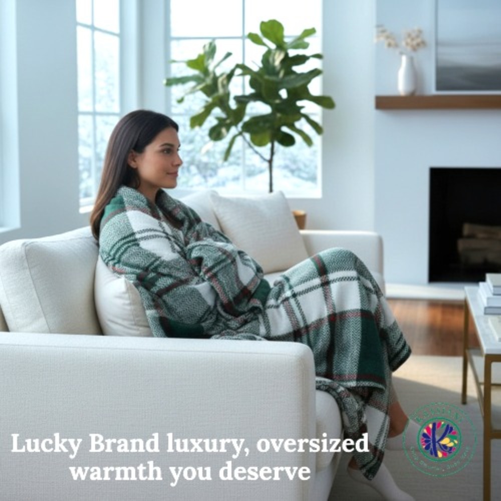 Lucky Brand Oversized King Plush Blanket 108"x90" Plaid White Red Green-Holiday‎